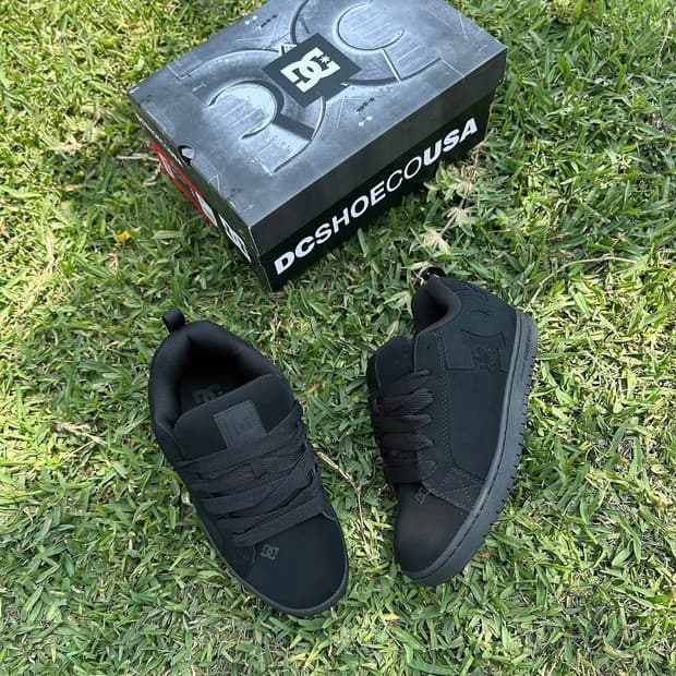 DC SHOES COURT GRAFFIK TRIPLE BLACK
