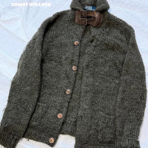 폴로 카키 목잠아 니트 집업