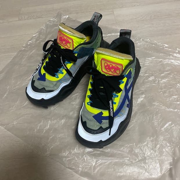 오프 화이트 odsy 1000