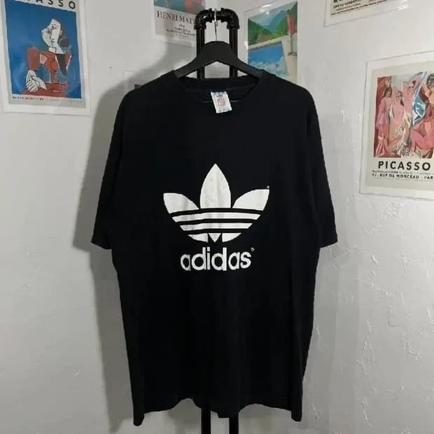 아디다스 불꽃티