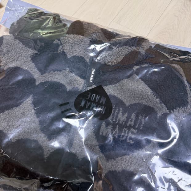 [L]휴먼메이드 하트 후리스