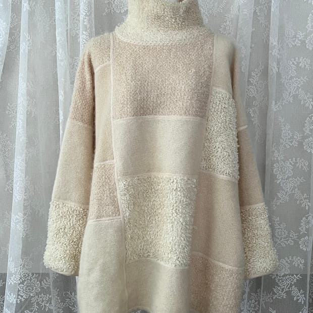 34) 에스까다 ESCADA 터틀넥 오버사이즈 니트 크림