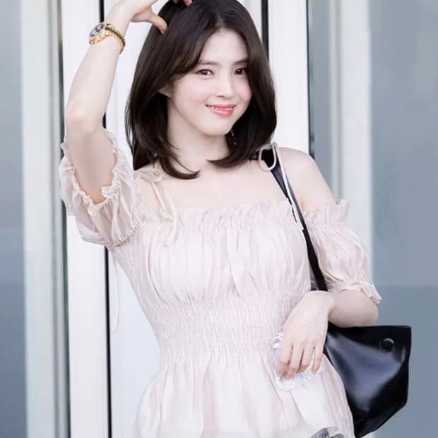 그레이스유 Ava top 한소희 오프숄더