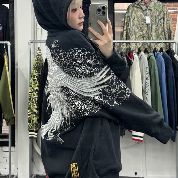 카라쿠리 타마시 오리엔탈 후드집업