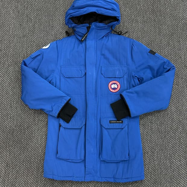 캐나다구스 익스페디션 파카 블루