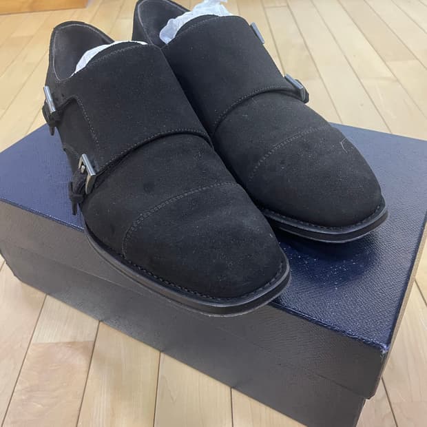 프라다 남성 슈즈 판매합니다