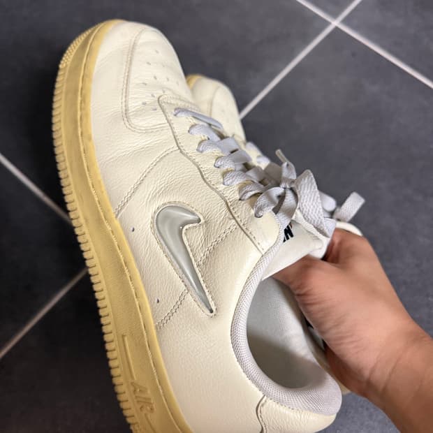 나이키 에어포스 240