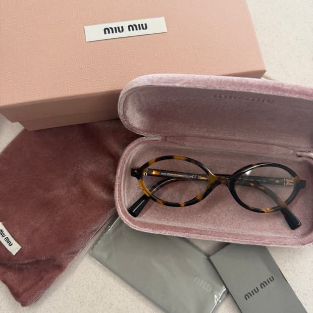 미우미우 리가드호피 안경