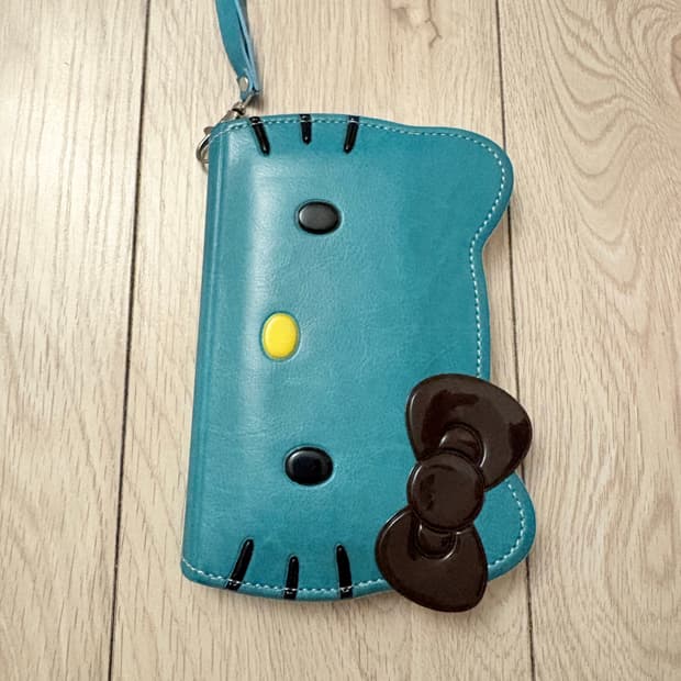 키티 플립케이스 아이폰14프로