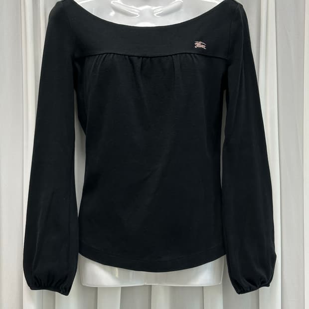 버버리 블루라벨 셔링 블랙 긴팔 티셔츠