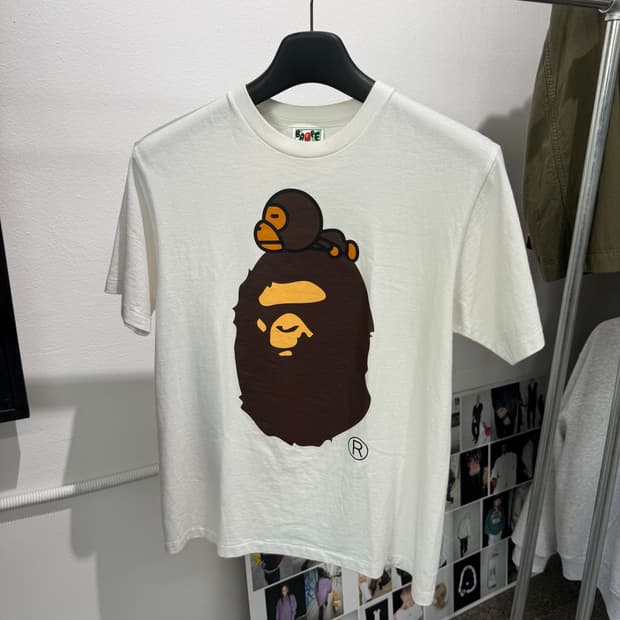 [M] bape milo on head tee