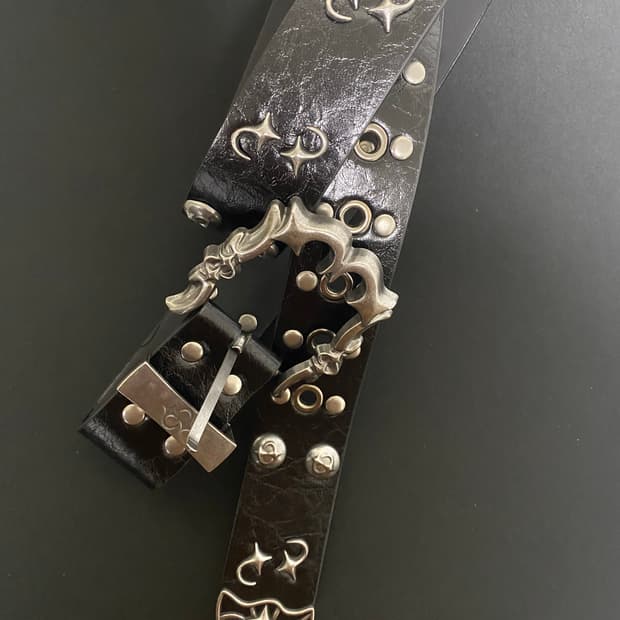Y2K 고딕 무드 스타 스터드 벨트 