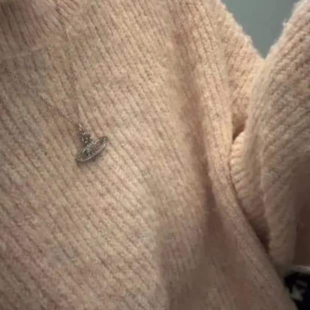 비비안웨스트우드 목걸이