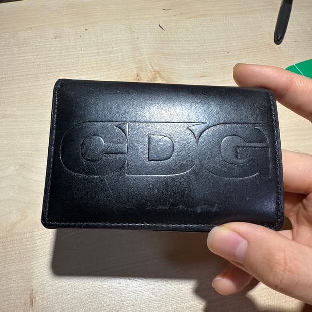 꼼데가르송 지갑