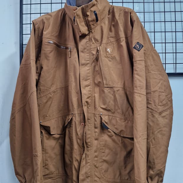 110XXL 블랙야크 나인 고어텍스 바람막이 자켓.