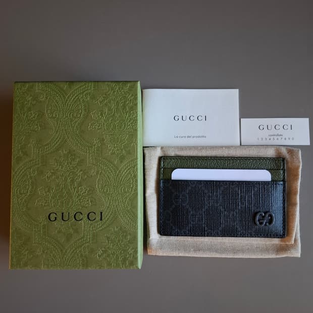 구찌 GG 바이컬러 다크그린 카드지갑
