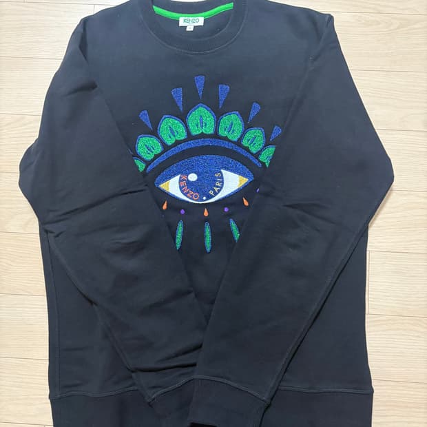 겐조 맨투맨 S사이즈 판매합니다.