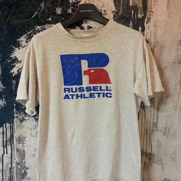 90’s Russell athletic t-shirt