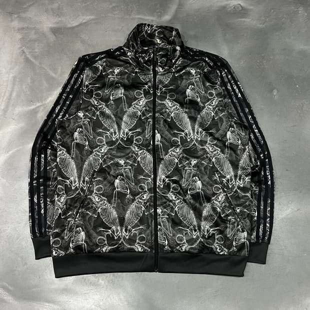  아디다스 스켈레톤 트랙탑 y15291