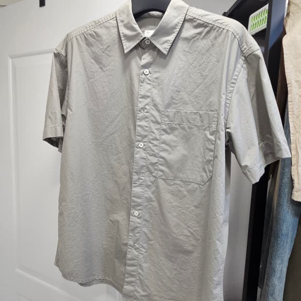 (S) 홀리선 25ss 타입라이터 반팔셔츠 라이트그레이