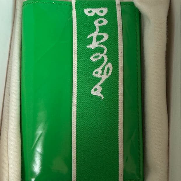 보테가베네타 카드지갑