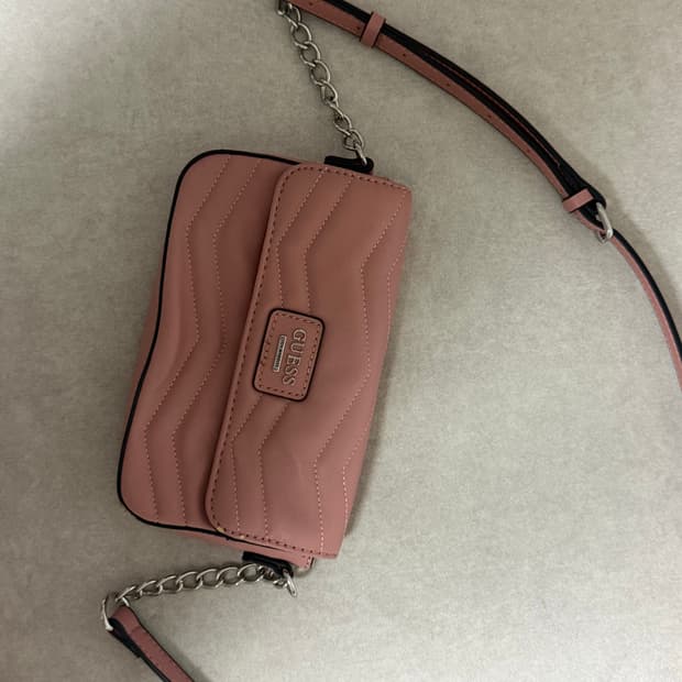 게스 빈티지 미니 크로스백 핑크