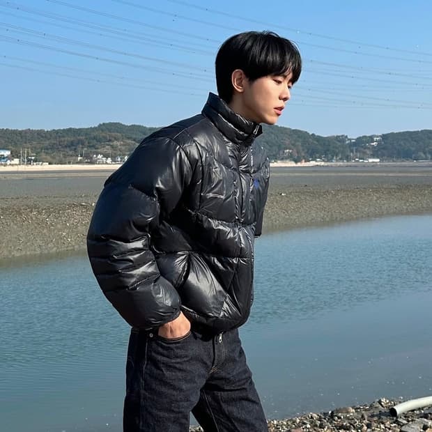 주우재 착용 팬암 경량패딩