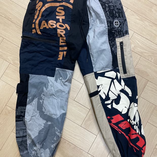 Lmc x a6ove 팬츠(쌈디착용) m 사이즈 29-32 추천