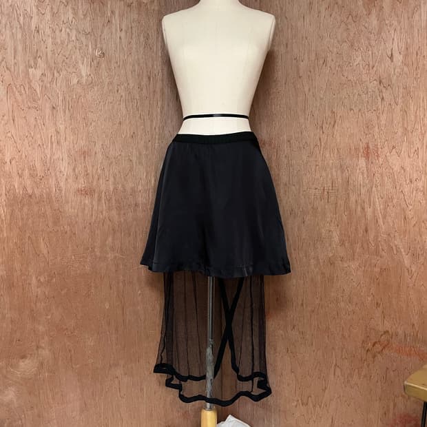 토가 메쉬 스커트