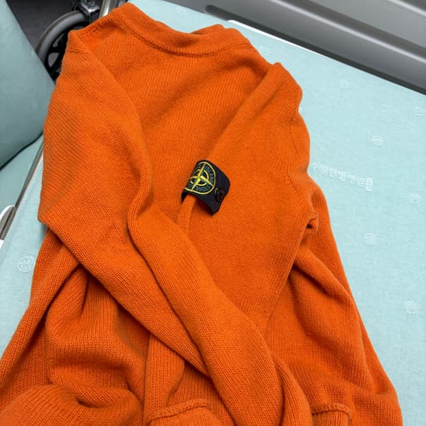 스톤아일랜드 니트 S