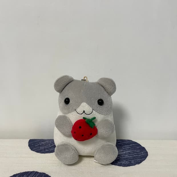 산엑스 포테이토 햄스터 딸기 든 인형