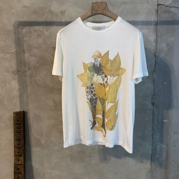 입생로랑 그래픽 티셔츠 100
