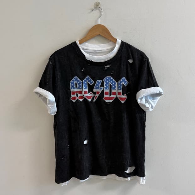 Distressed AC/DC USA tee (반팔 레이어드 포함)