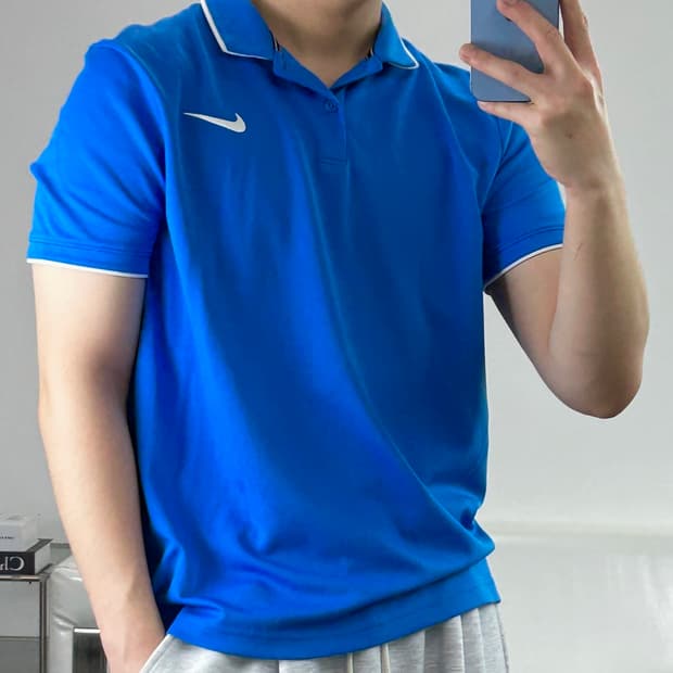 나이키 드라이핏 DARIEN 반팔 카라티 M  