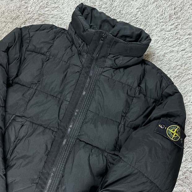 [L] 정품 스톤아일랜드 18FW 크링클랩스 논후드 패딩 블랙