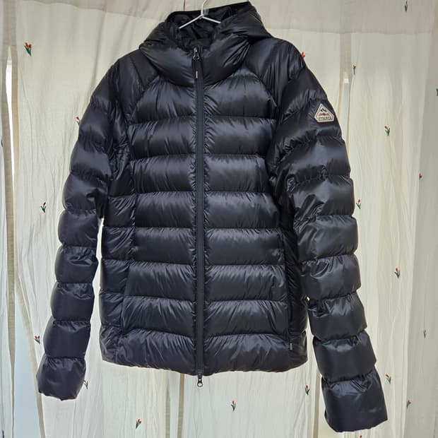 피레넥스 ARIAL 경량패딩 블랙 M사이즈