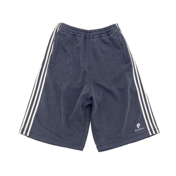 BAGGY SWEAT SHORTS