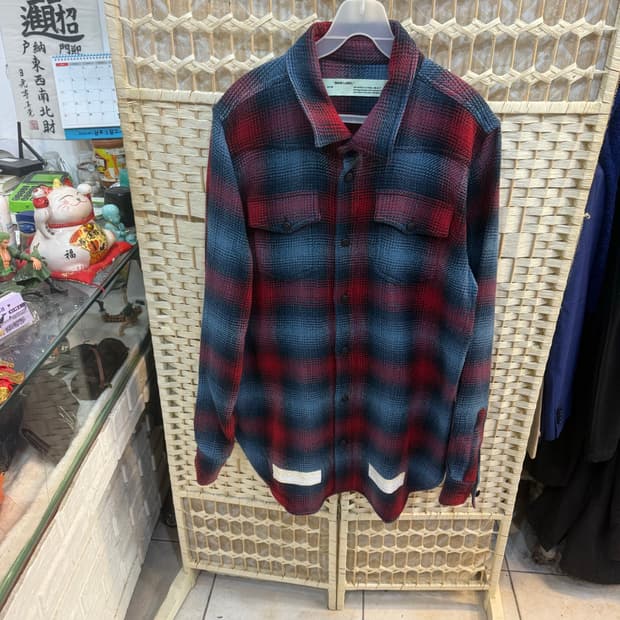 100-105 정품 오프화이트 애로우 프린트 체크 오버셔츠 팝니다