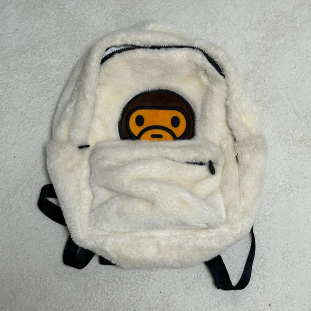 베이프 퍼 백팩 베이비 마일로 가방