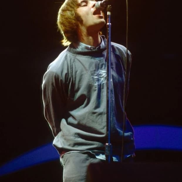 엄브로 드릴탑 오아시스 리암 갤러거