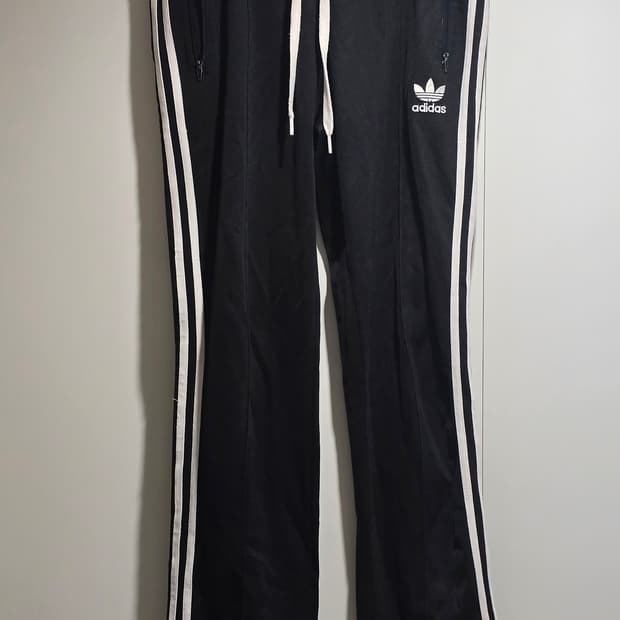 아디다스 삼선 트레이닝 팬츠 블랙