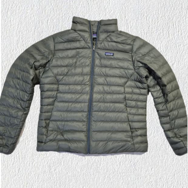 파타고니아 경량 패딩 L 카키