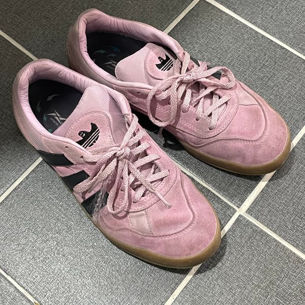 아디다스 x 마크곤잘레스 알로하 슈퍼 라이트 오키드 코어블랙