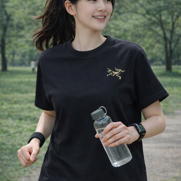 🧢 Arc’teryx 아크테릭스 스켈레톤 그래픽 반팔 티셔츠 (블랙)