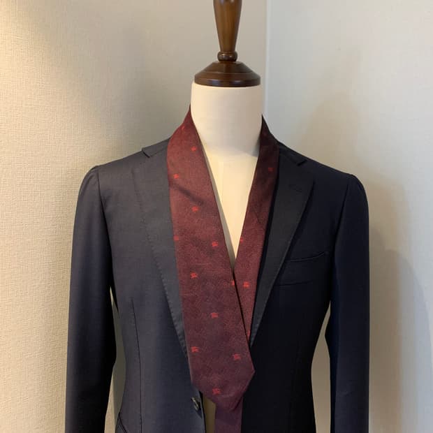 버버리(BURBERRY) 모노그램 신형라벨 명품넥타이 최상급 기마병로고