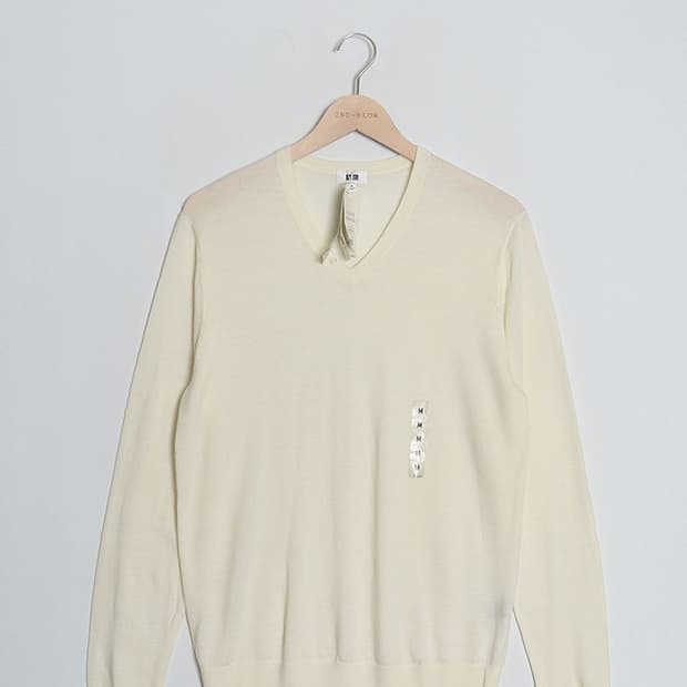 UNIQLO Extra Fine Merino Wool Knit