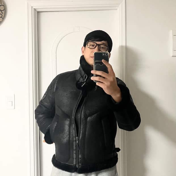 올블랙 무스탕 (버커루)