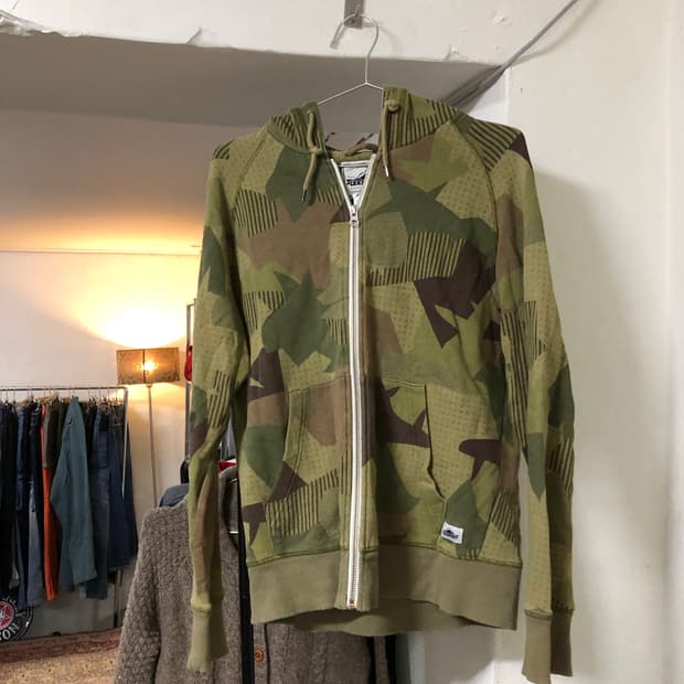 Penfield  후드집업