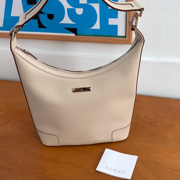 구찌 레더 호보백