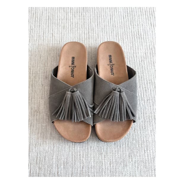 Minnetonka 미네통카 프린지 샌들